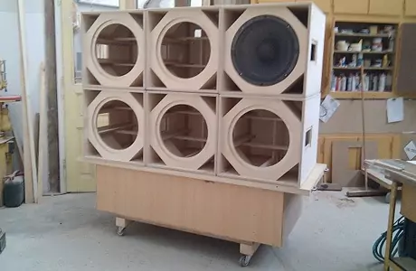 Subwoofer - Bass-Box-Bild