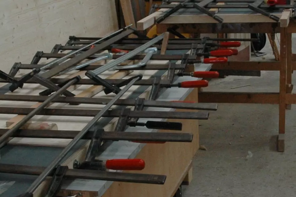 Tischplatten mit Linoleum